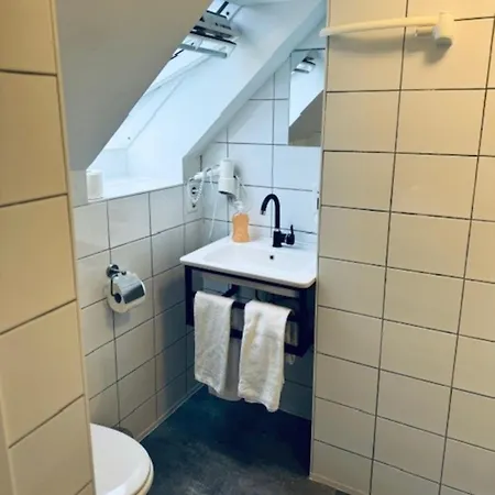Otel Charlton 3*