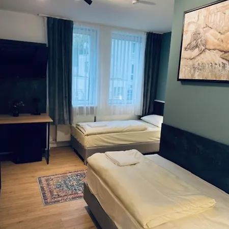 Charlton Otel 3*