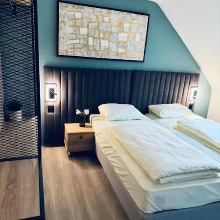 Charlton Otel 3*